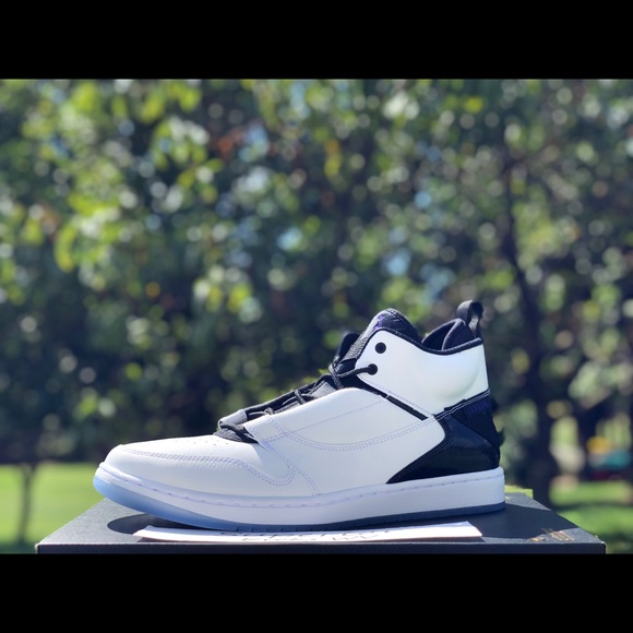 Nike Air Jordan Fadeaway “Concord” Multiple Sizes - Picture 2 of 5